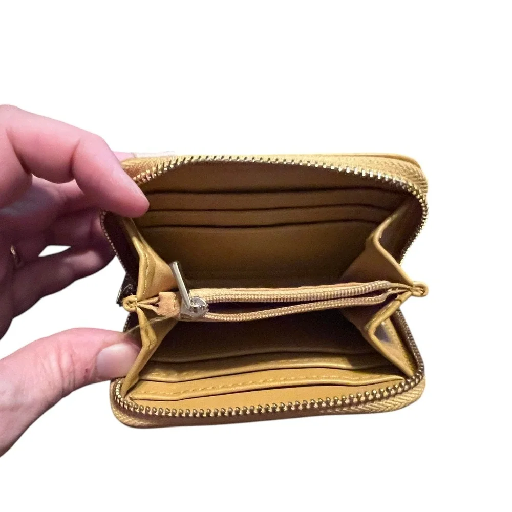 A New Day Accordion Zip Wallet Womens OS Mustard Yellow Very Good Faux Leather